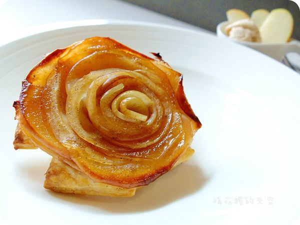 00甜點蘋果2.JPG
