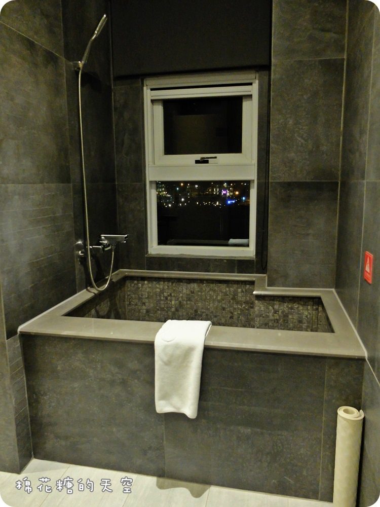 房間二2.JPG 房間二2.JPG