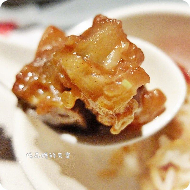 01餐點港點豬腳2.JPG
