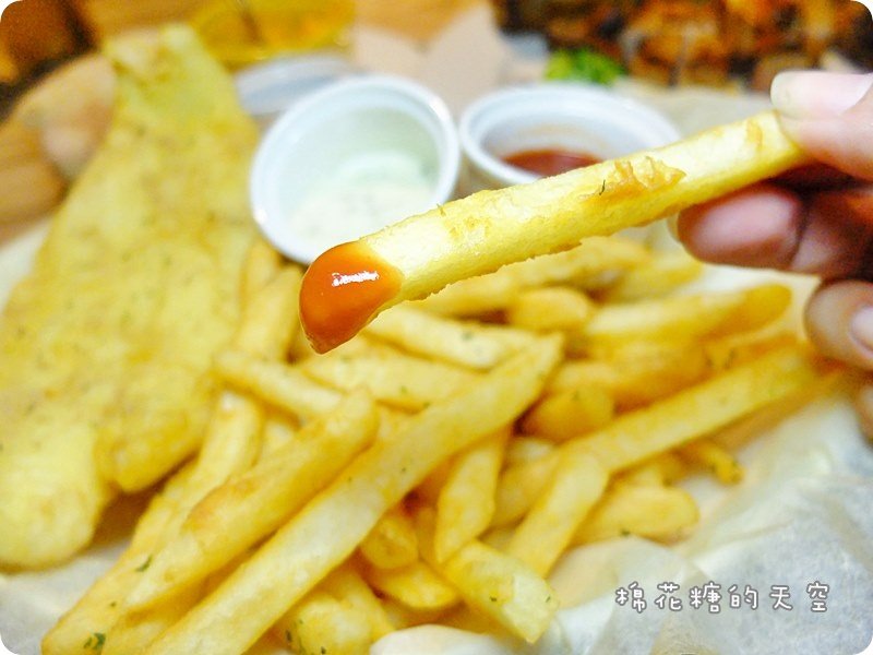 00餐魚薯條3.JPG