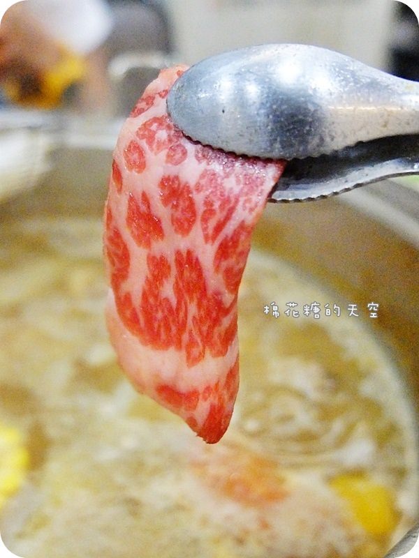 01昇鴻火鍋招待2.JPG