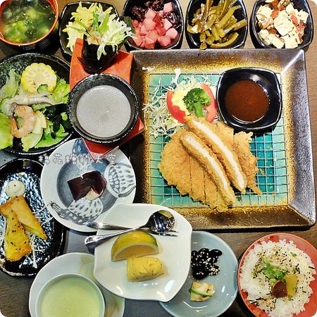 00和食酥炸豬排套餐.JPG