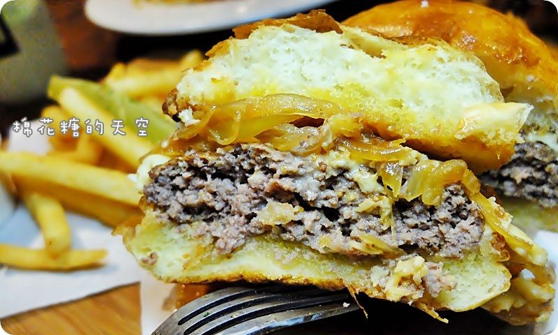 00餐起司漢堡6.JPG