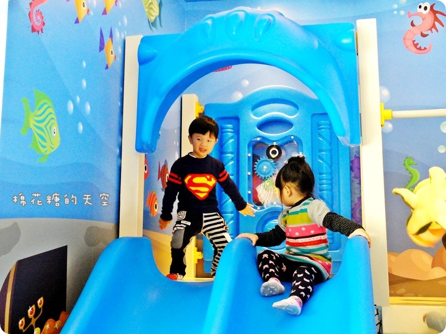 00溜滑梯3.JPG 00溜滑梯3.JPG