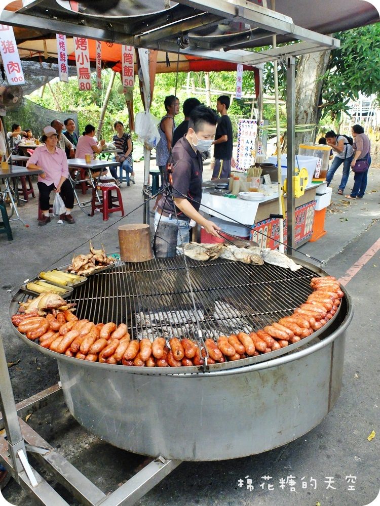 00綠色隧道烤肉.JPG