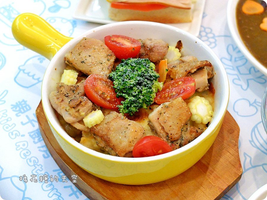 00餐雞腿焗貝殼麵.JPG 00餐雞腿焗貝殼麵.JPG