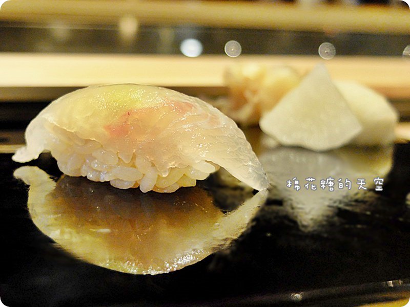 00握壽司比目魚2.JPG