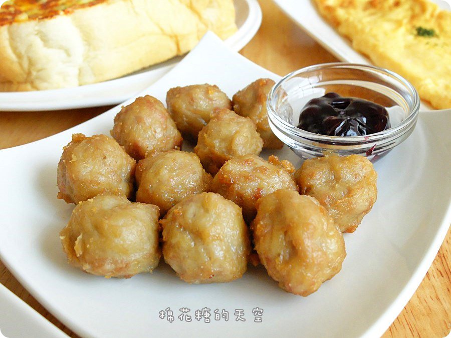 0餐肉球.JPG