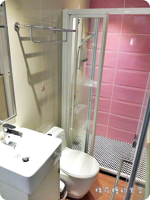 00三樓浴室3.JPG