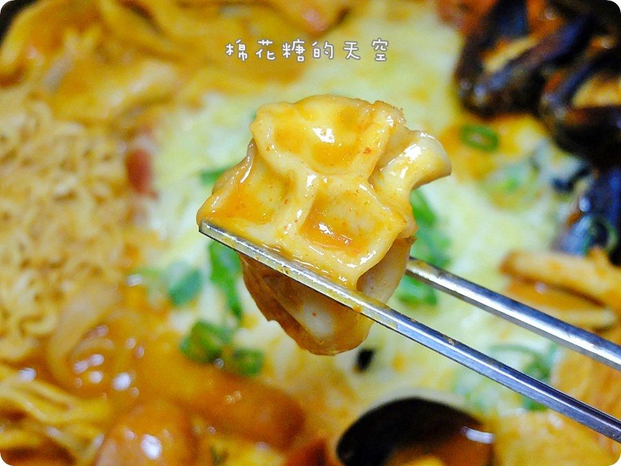 0年糕鍋加點餃子.JPG