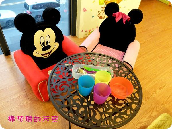 00二樓兒童座椅.JPG