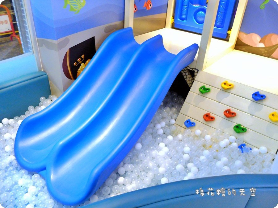 00溜滑梯1.JPG 00溜滑梯1.JPG