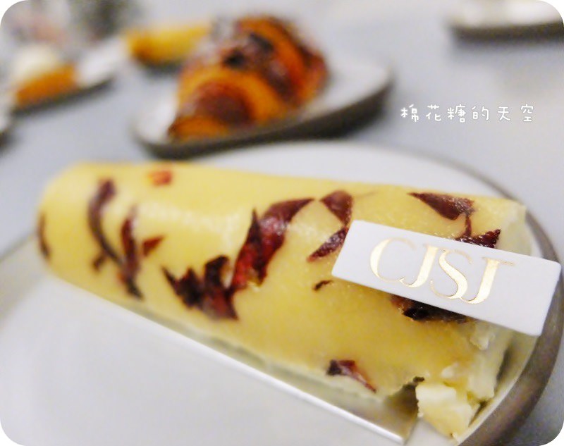 01CJSJ玫瑰閃電泡夫.JPG