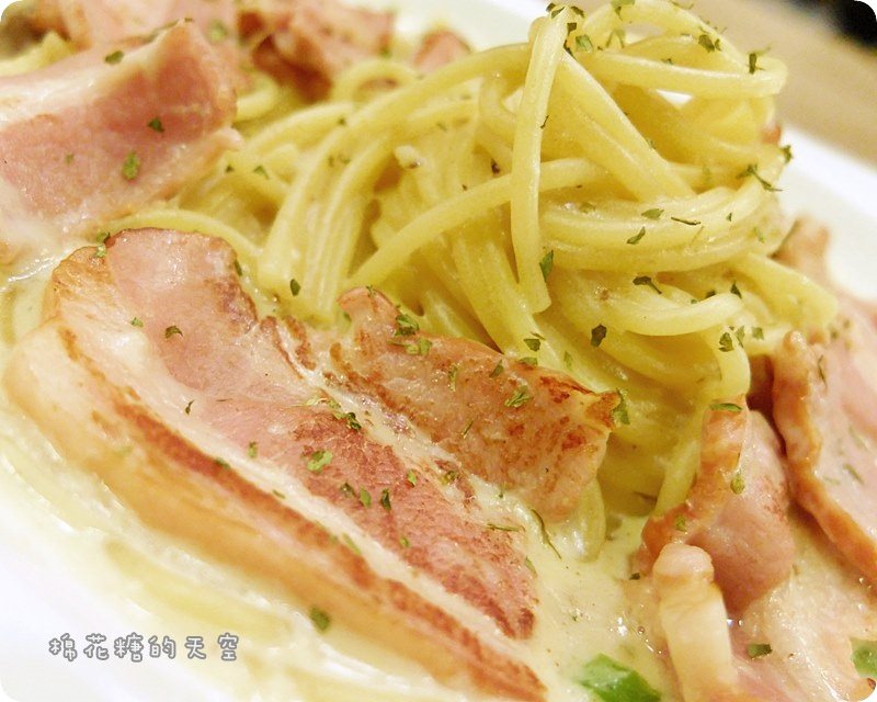 00麵培根白醬2.JPG