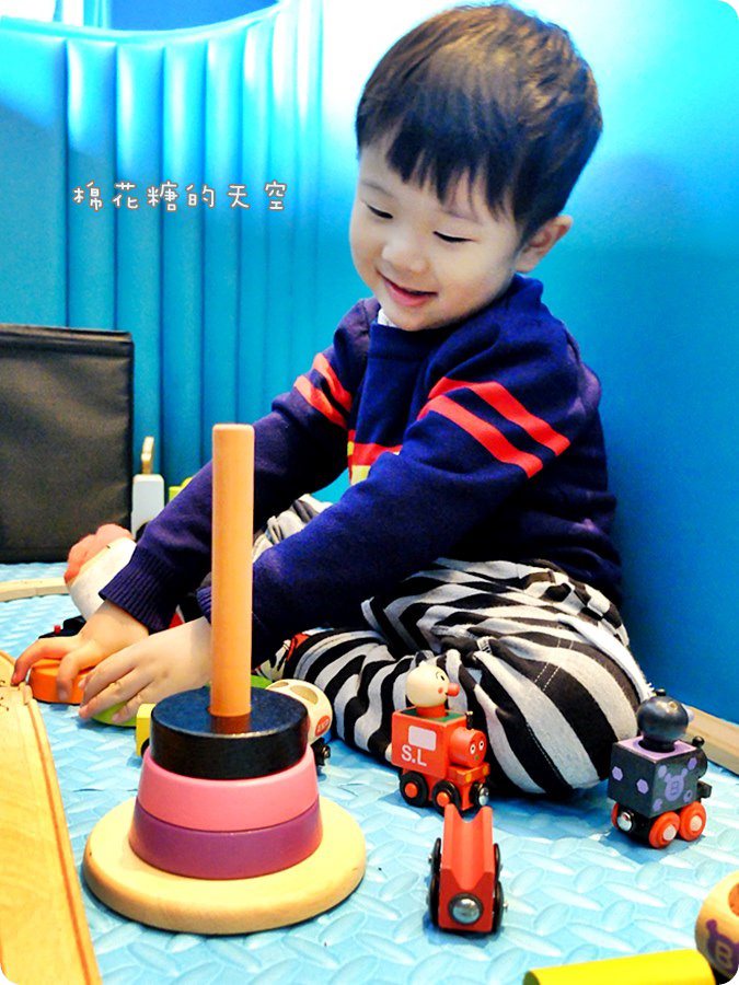 00玩具區3-1.JPG 00玩具區3-1.JPG