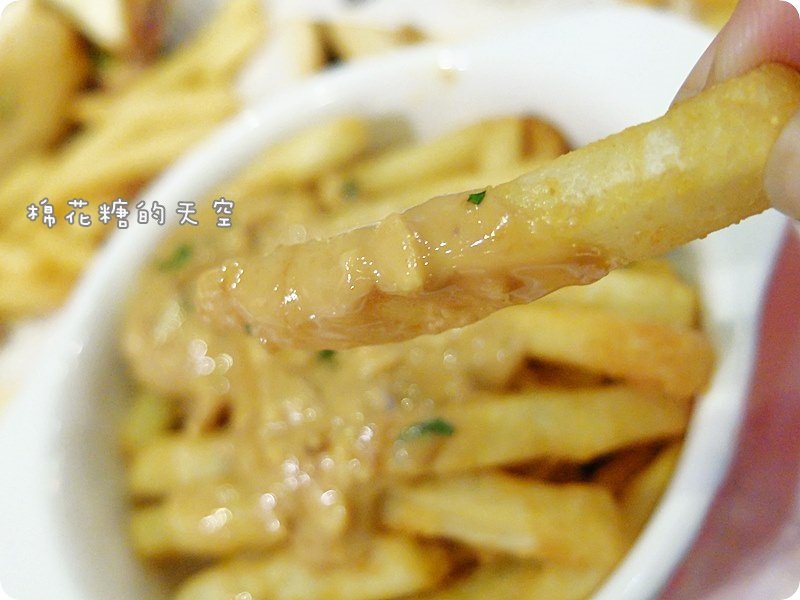 00餐點花生薯條3.JPG