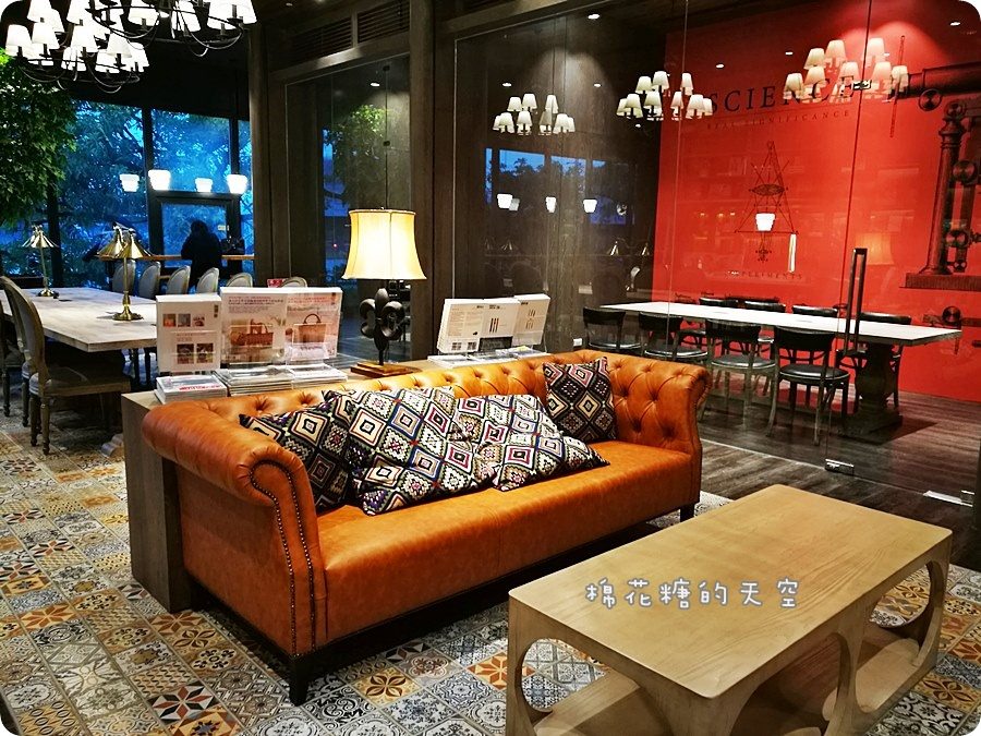 台中秀泰‖台中書店94狂！秀泰廣場S2館正式開幕啦！二樓小書房～簡直就是精品樣本屋啊！