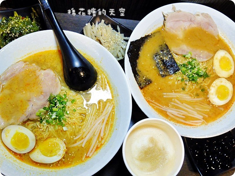 《台中美食》驖人拉麵本舖～碗碗堅持的純正美味，清爽湯頭、好吃叉燒、QQ麵條～店裡還有供應香濃咖啡唷！