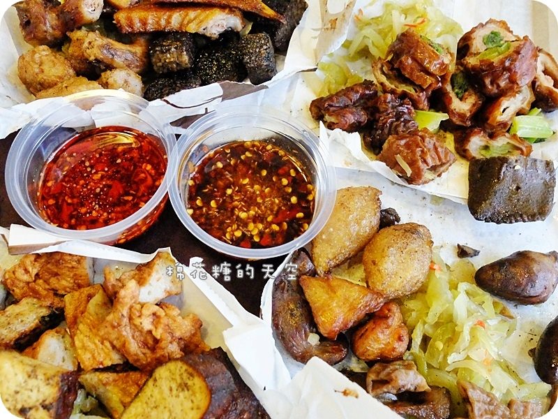 《台中美食》四十年老店健美先生激炸滷味，冠軍大腸頭在一中商圈重現美味囉！先滷再炸、外酥內香～還有又香又夠味的手抄辣椒！
